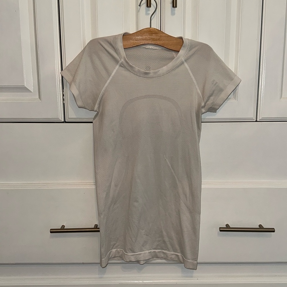 Lulu Lemon Swiftly Tech